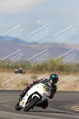 media/Nov-16-2025-Race Pace (Sun) [[8c5fa54630]]/Verified Riders/7-Turn 4 (1155am)/